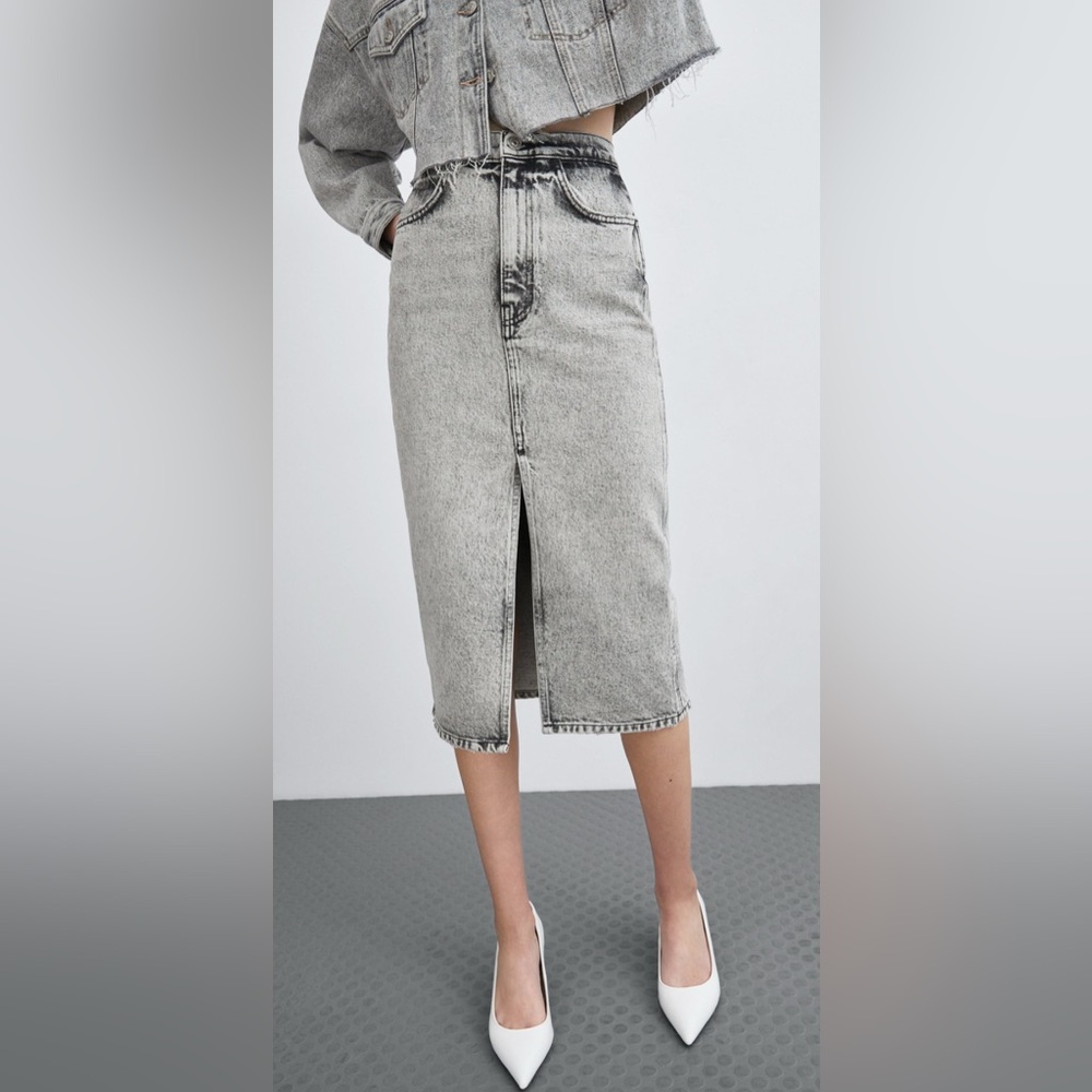 Zara acid wash gray midi denim skirt with front slit